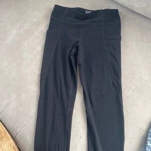 Athleta girl leggings size 7 with some pilling side pockets and adjustable waste